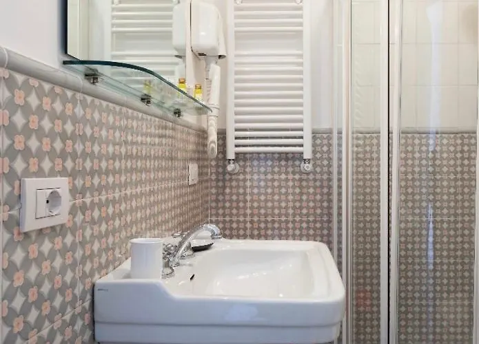 Querini Bed & Breakfast 4*